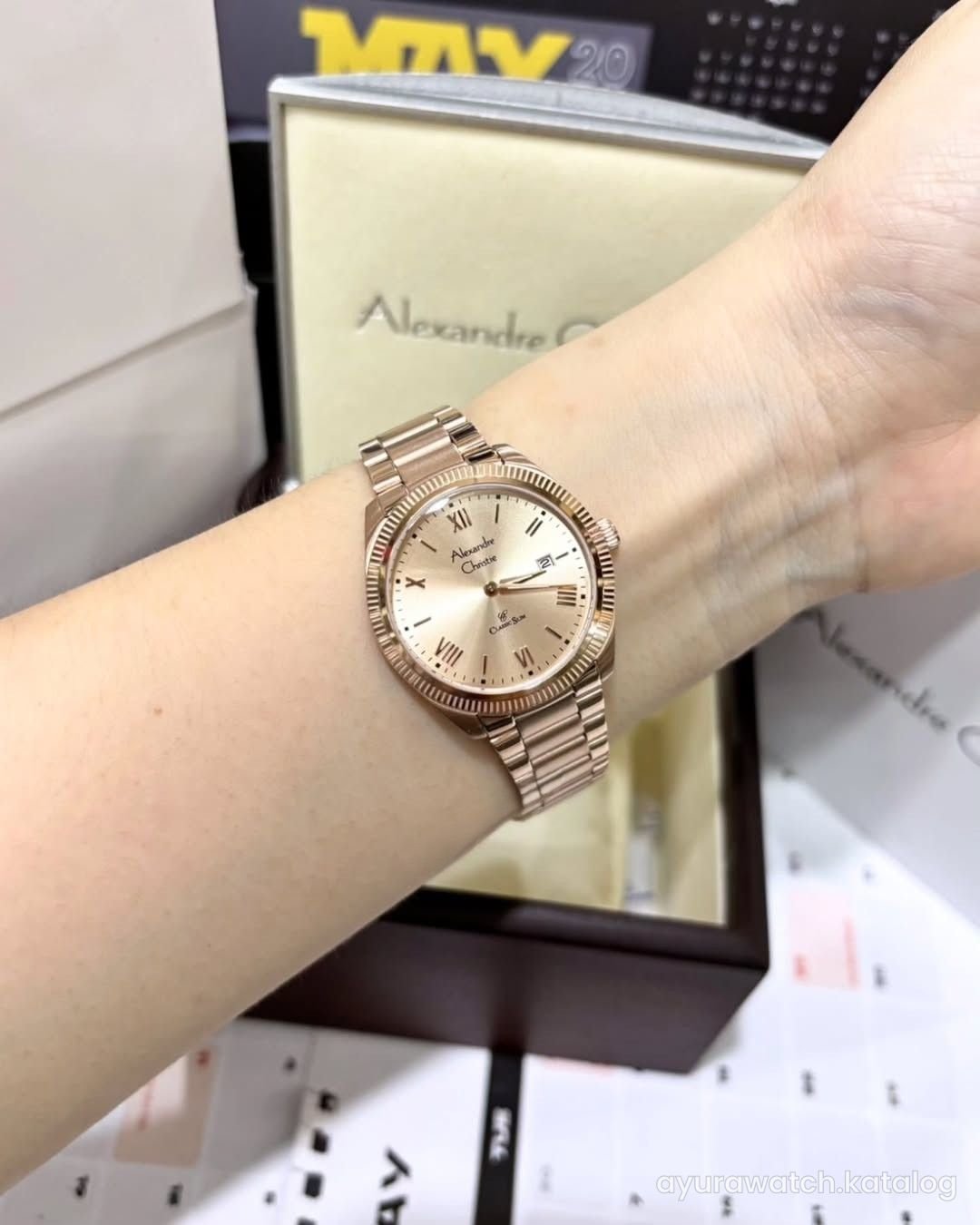 Jam Wanita AC8712